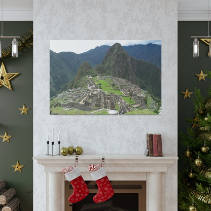Machu Picchu on Canvas - Cosas y Punto
