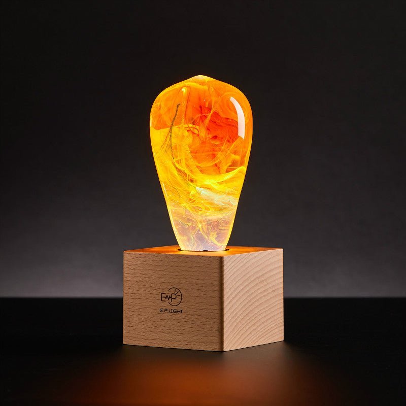 Resin LED Lightbulb - Nebula - Cosas y Punto