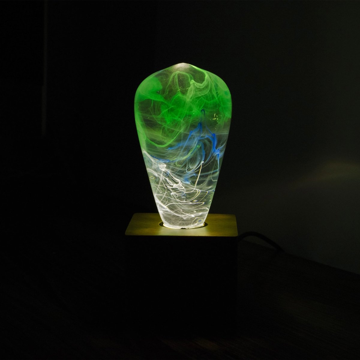 Resin LED Lightbulbs - 4-Pack LED Lights - Spring, Solar Corona, Prairie and Sunrise - Cosas y Punto